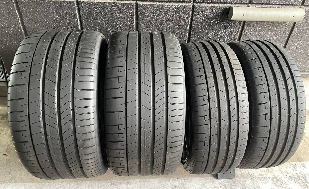 Genuine Porsche 911 RS Spyder Wheel Set