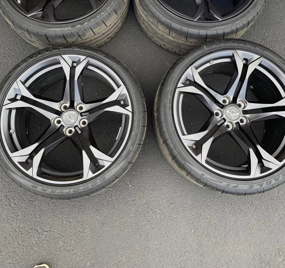 Genuine Chevrolet Camaro SS 1LE 20” Wheel & Tire Set