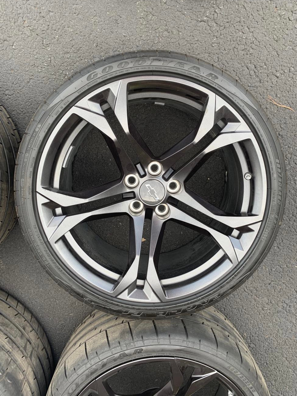 Genuine Chevrolet Camaro SS 1LE 20” Wheel & Tire Set