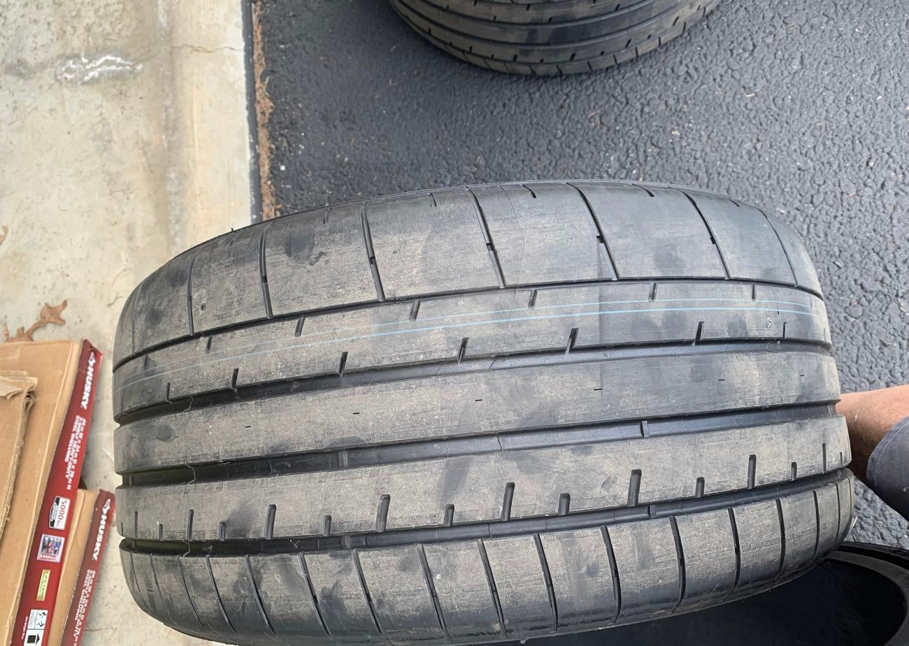 Genuine Chevrolet Camaro SS 1LE 20” Wheel & Tire Set